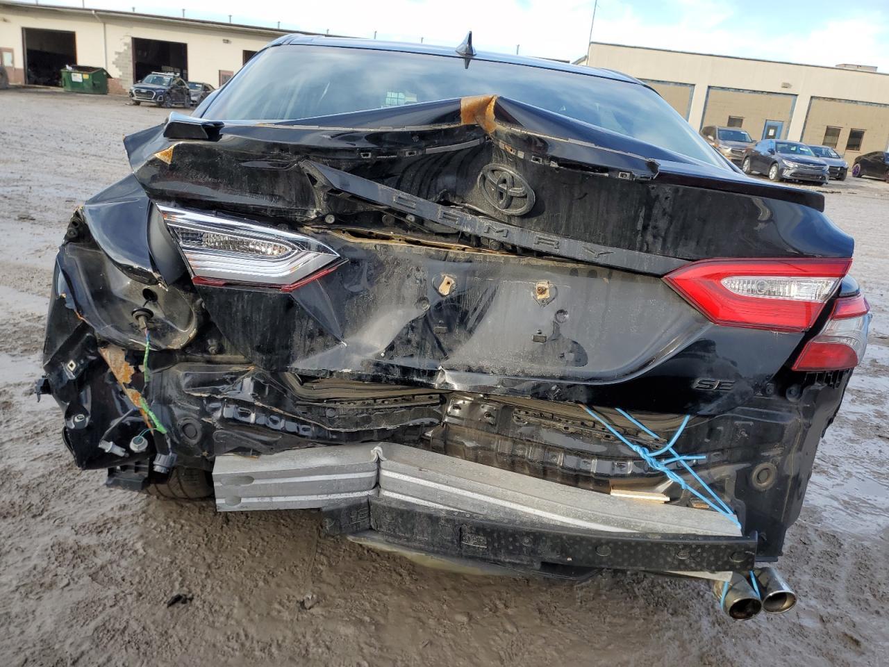 2019 TOYOTA CAMRY L - Image 6