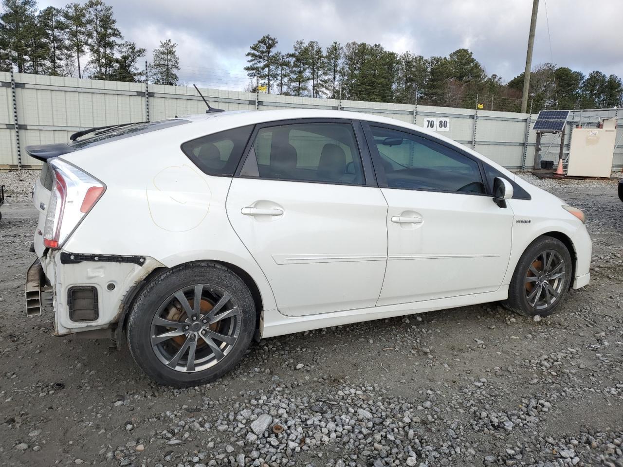 2013 TOYOTA PRIUS - Фото 3