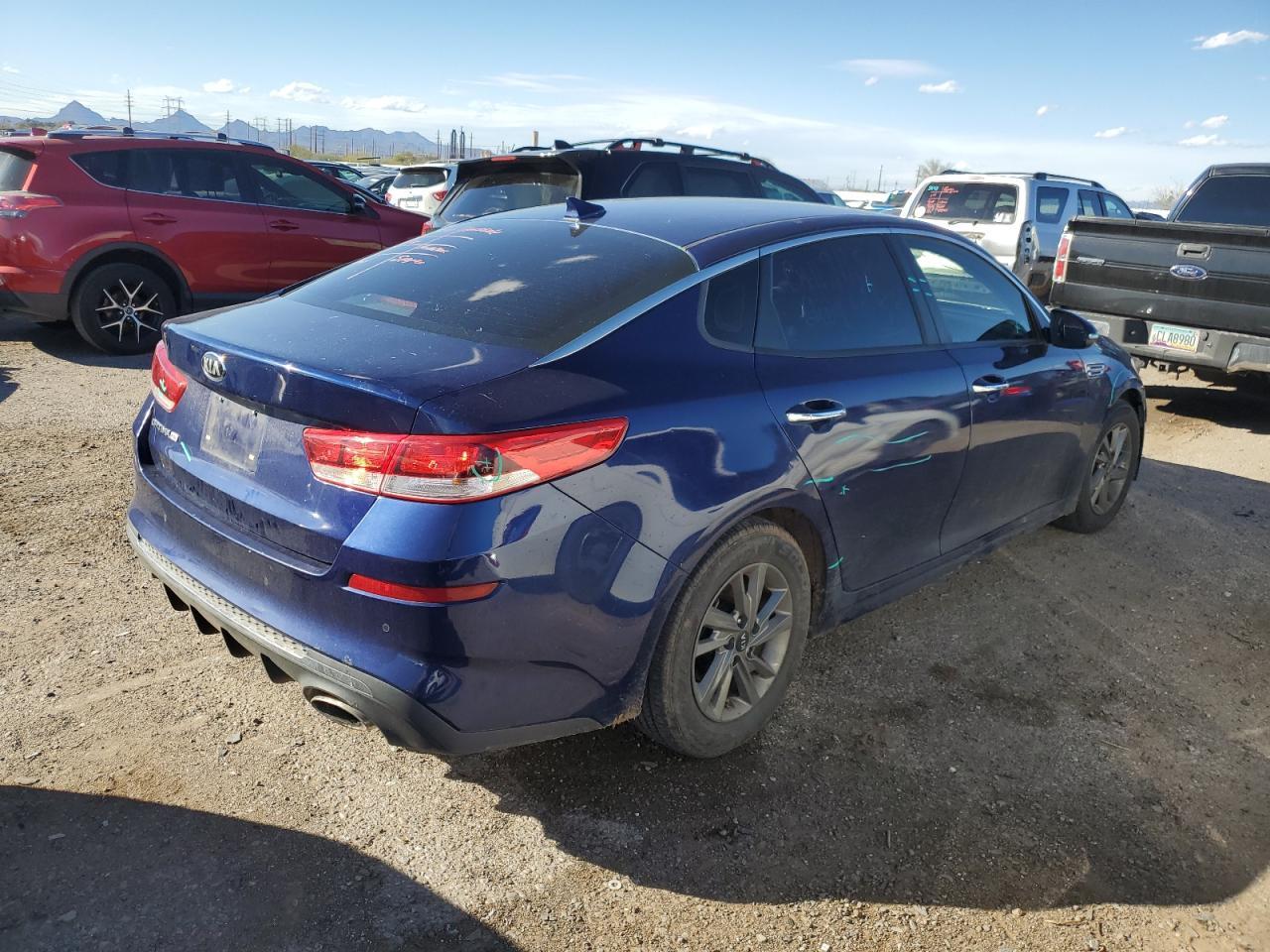 2019 KIA OPTIMA LX - Фото 3