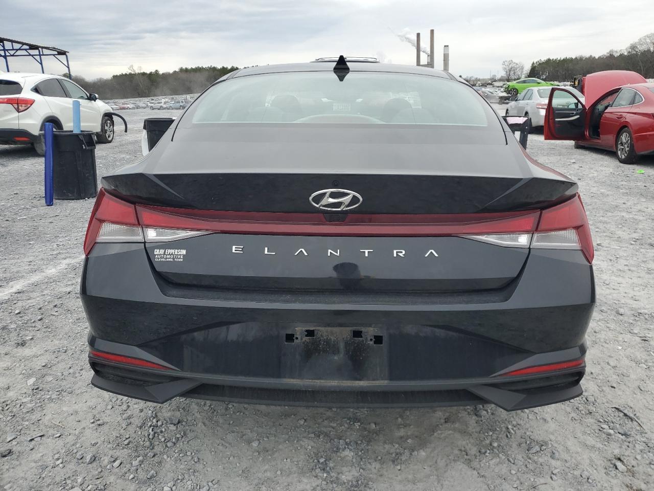2022 HYUNDAI ELANTRA SE - Image 6