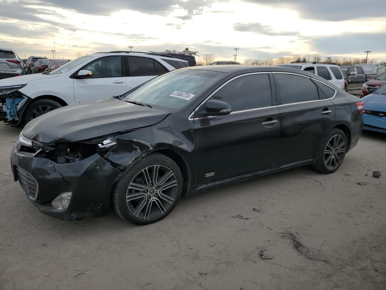2015 TOYOTA AVALON XLE
