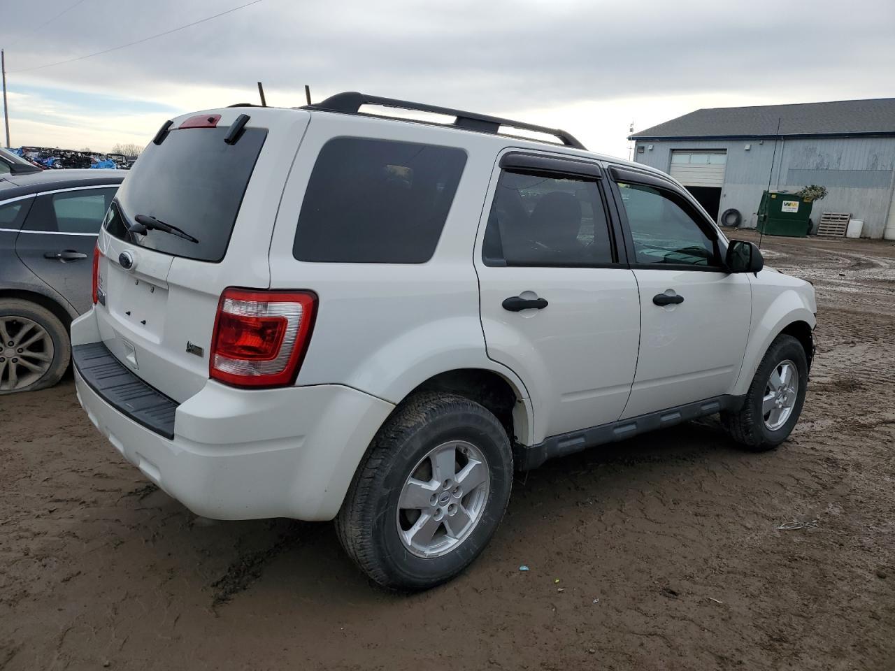 2012 FORD ESCAPE XLT - Фото 3