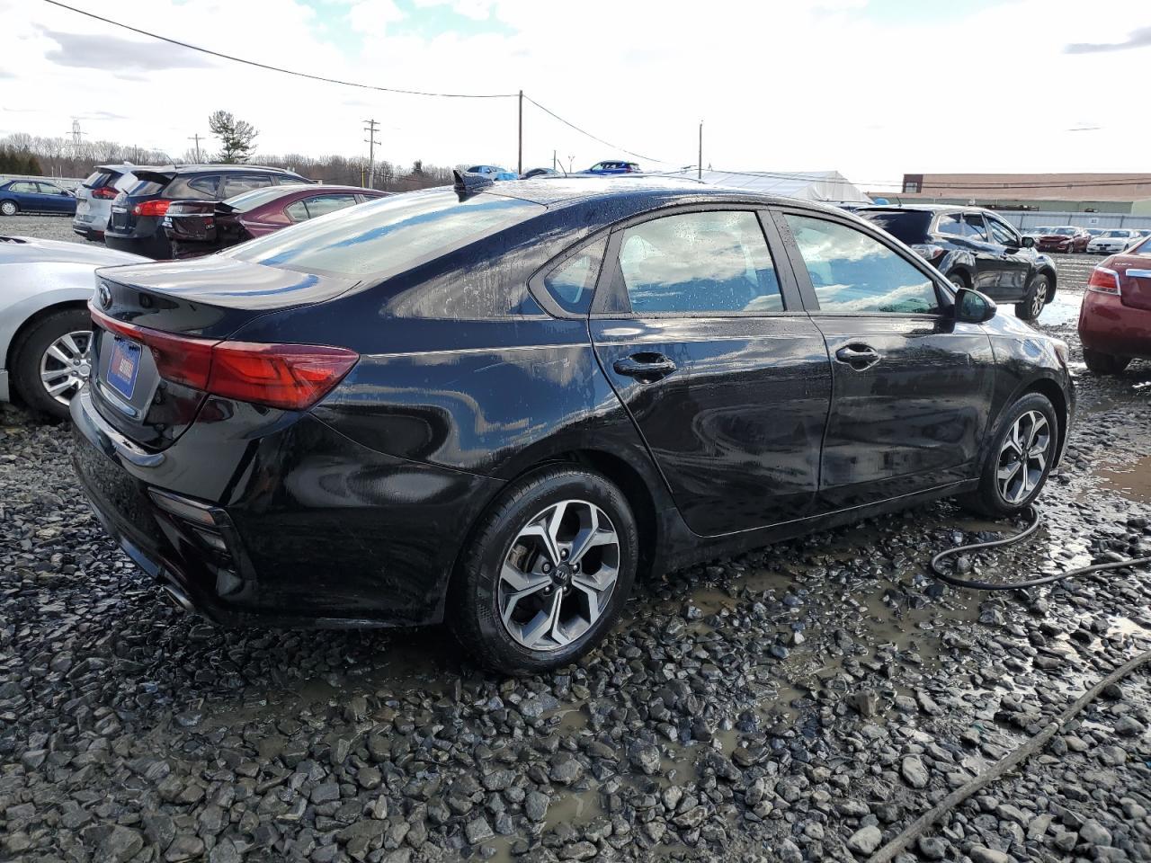 2021 KIA FORTE FE - Фото 3