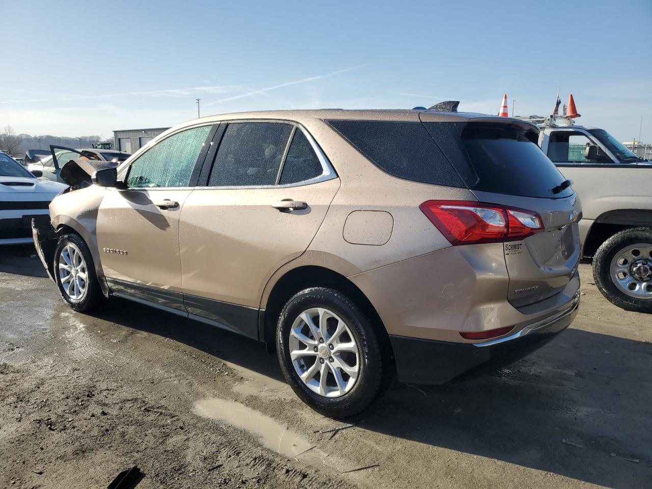 2019 CHEVROLET EQUINOX LT - Image 2
