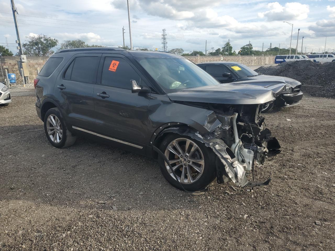 2018 FORD EXPLORER X - Image 4