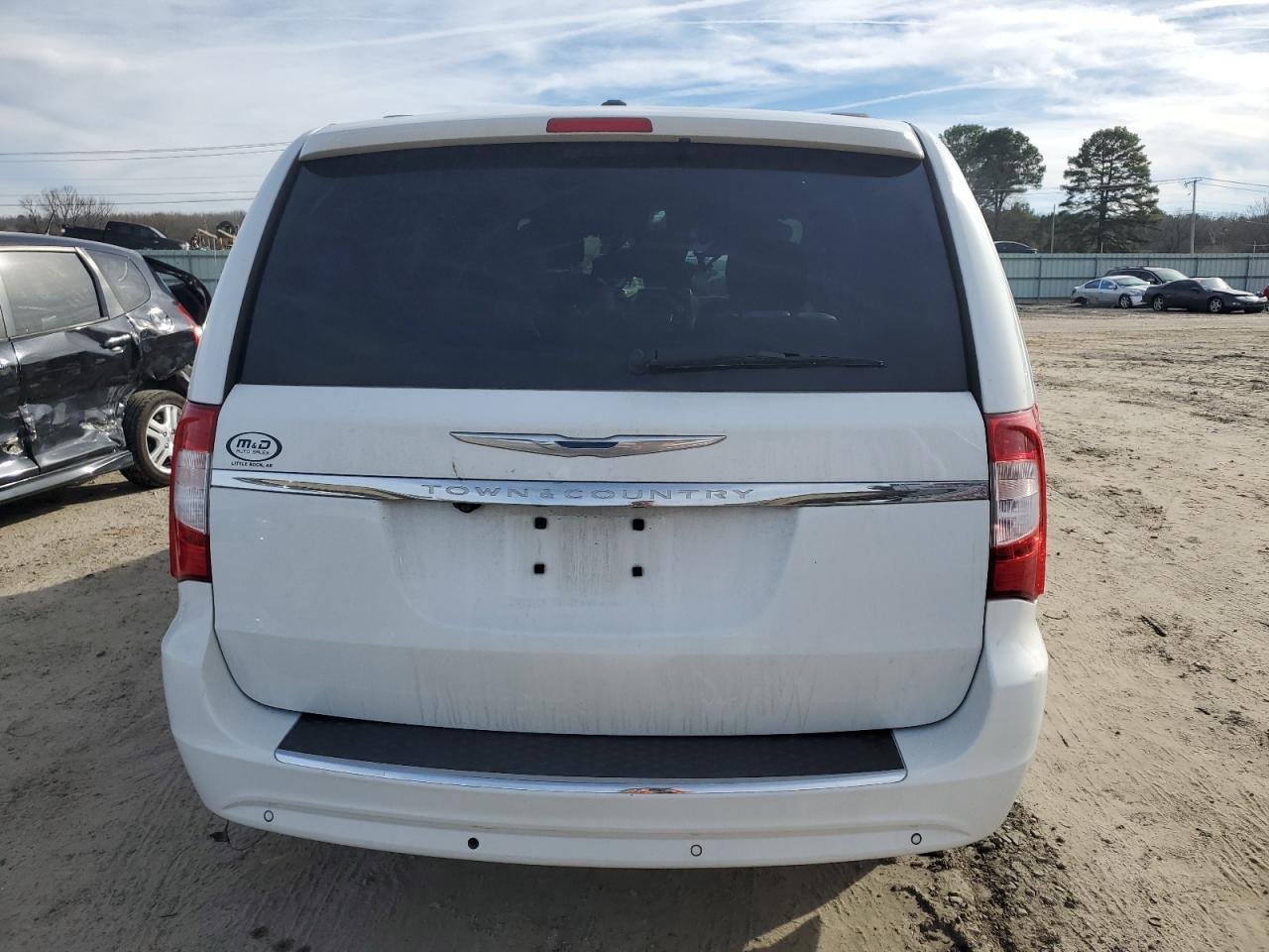 2014 CHRYSLER TOWN & COU - Image 6