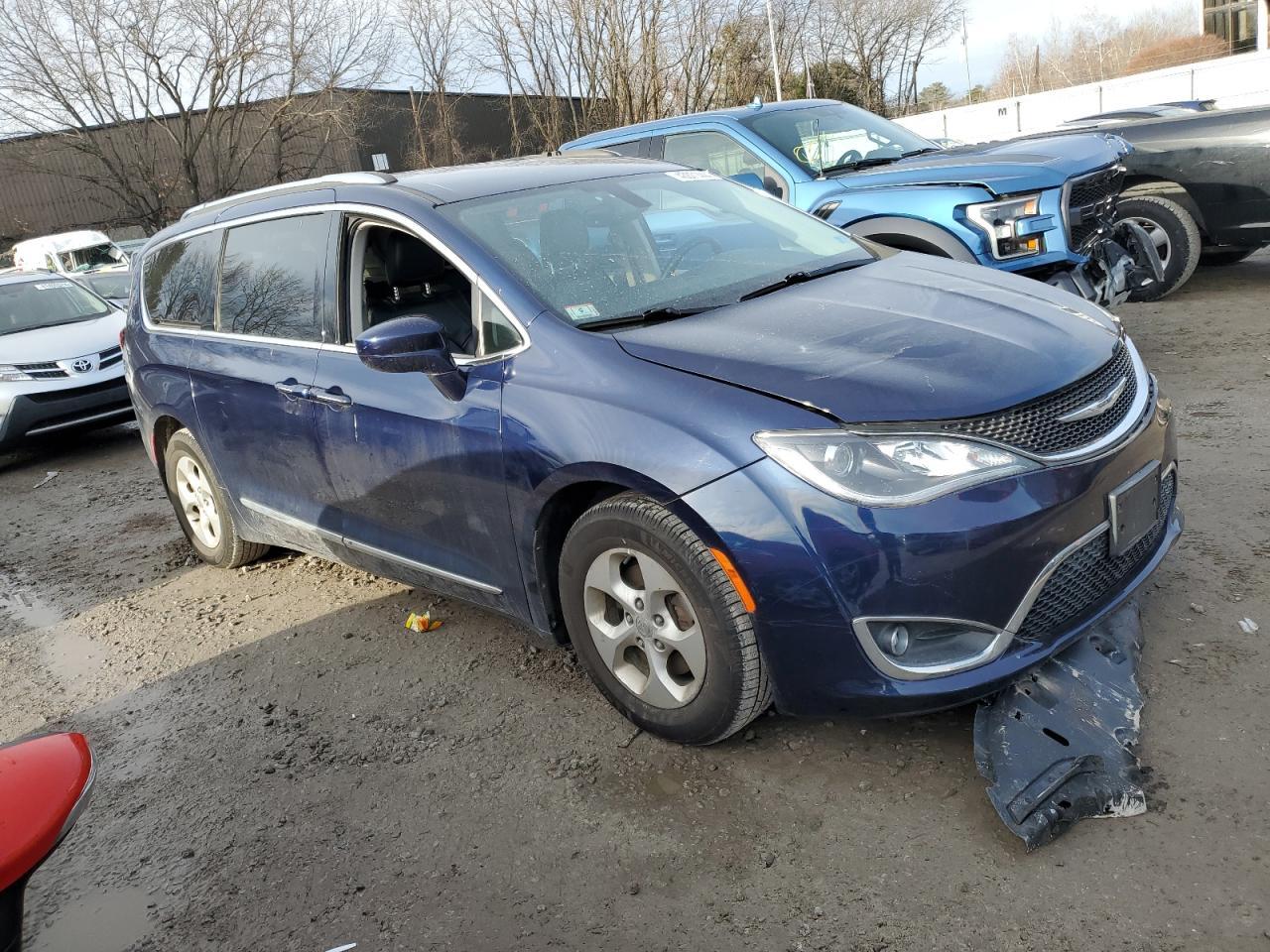 2017 CHRYSLER PACIFICA T - Image 4