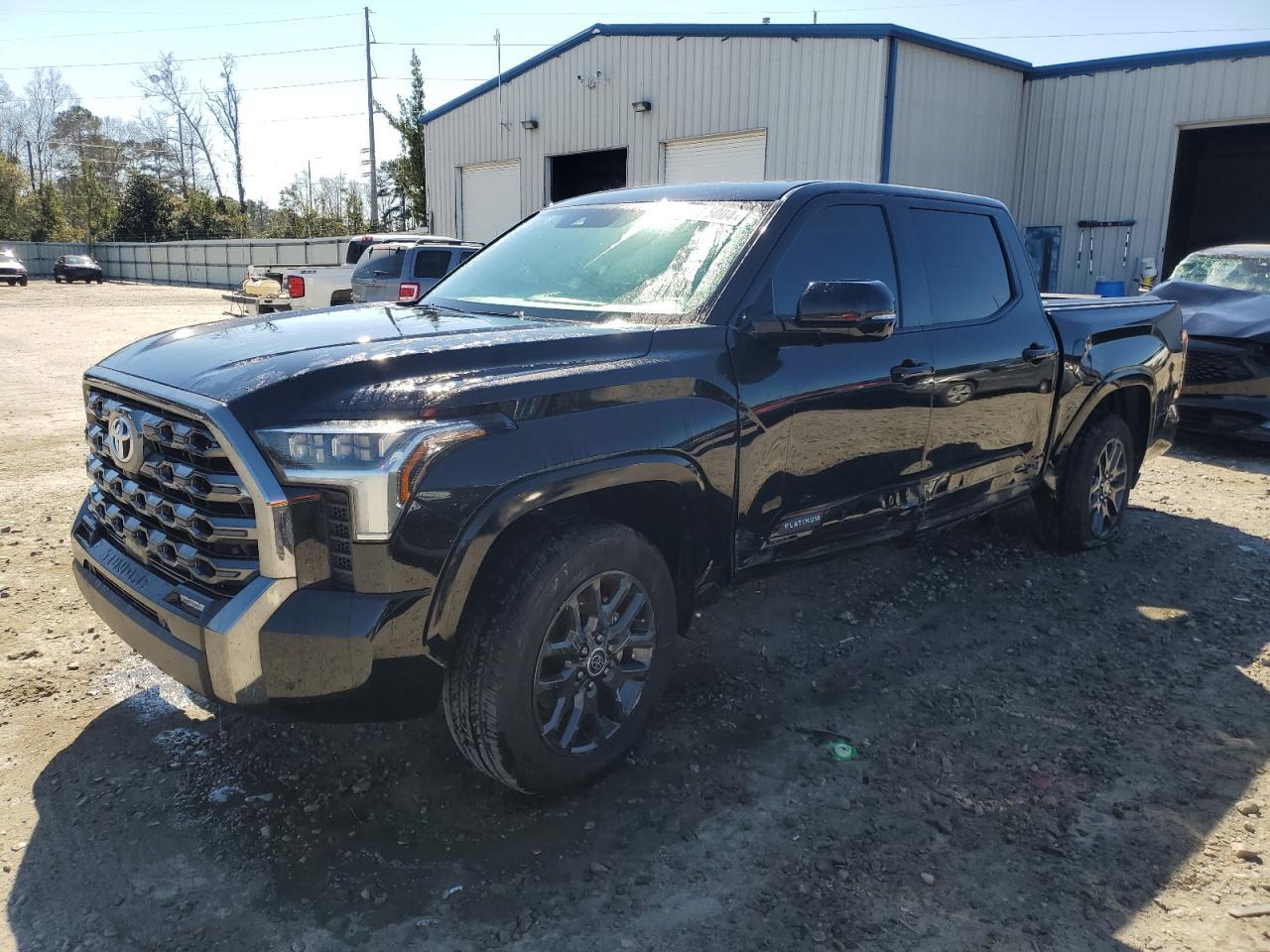 2023 TOYOTA TUNDRA CRE