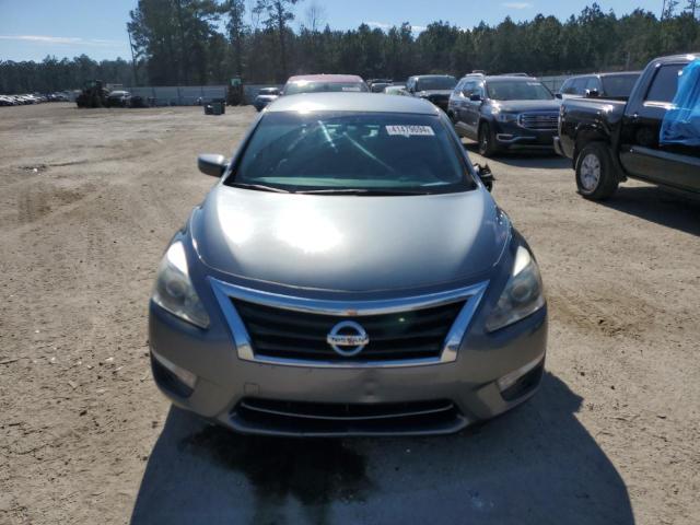 2015 Nissan Altima 2.5 - Image 5