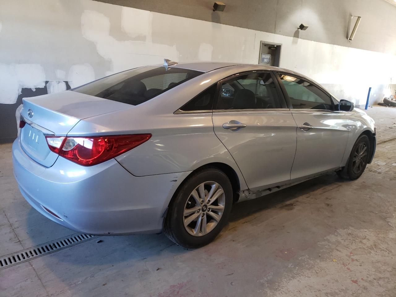 2013 HYUNDAI SONATA GLS - Фото 3