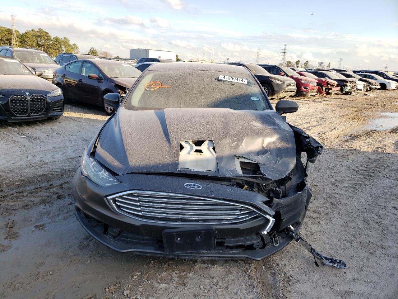 2017 FORD FUSION SE - Image 5