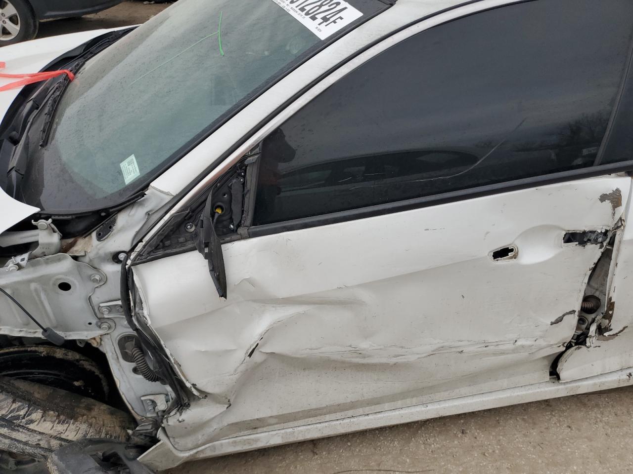 2019 HONDA CIVIC LX - Image 7