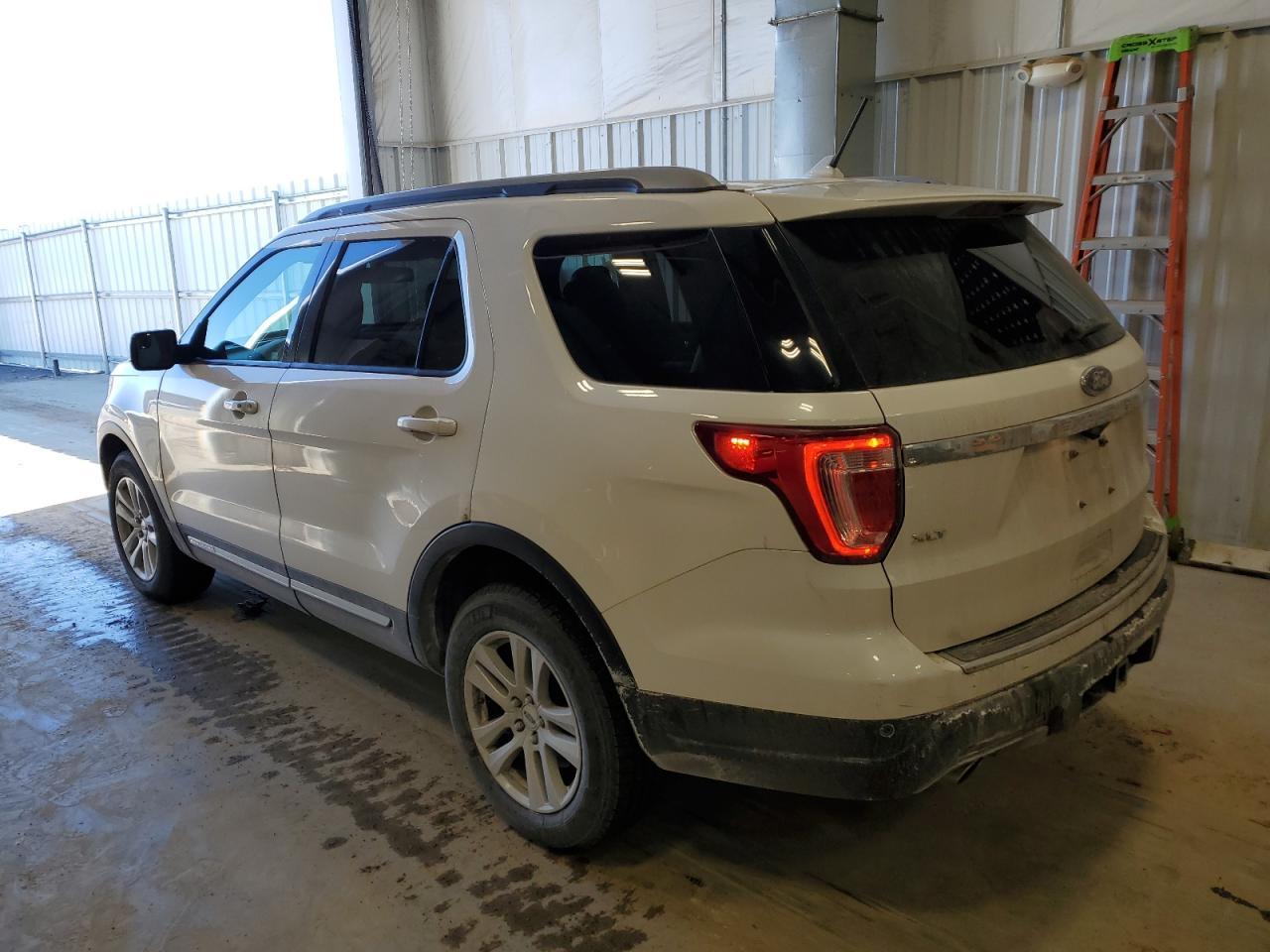 2018 FORD EXPLORER X - Фото 2