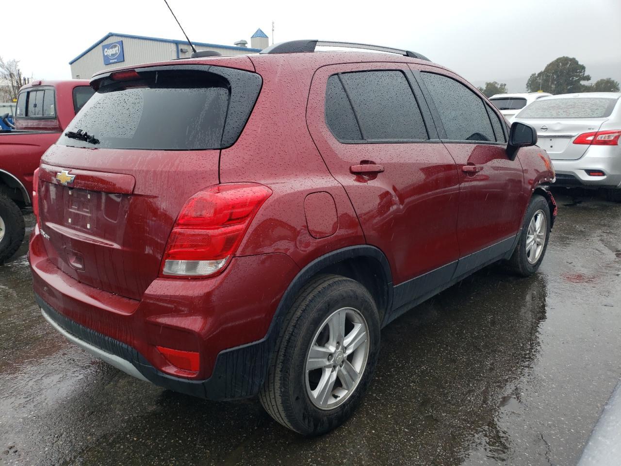 2021 CHEVROLET TRAX 1LT - Image 3