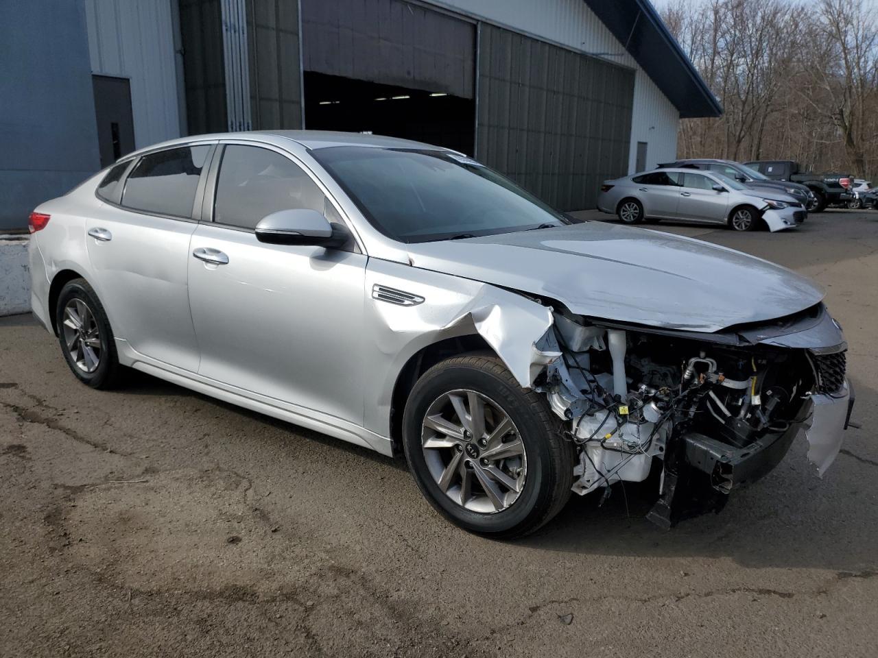 2020 KIA OPTIMA LX - Image 4