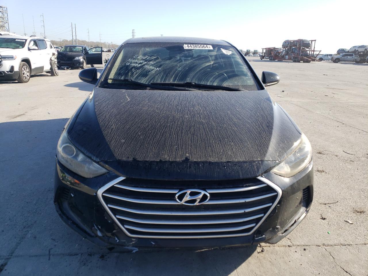 2017 HYUNDAI ELANTRA SE - Image 5