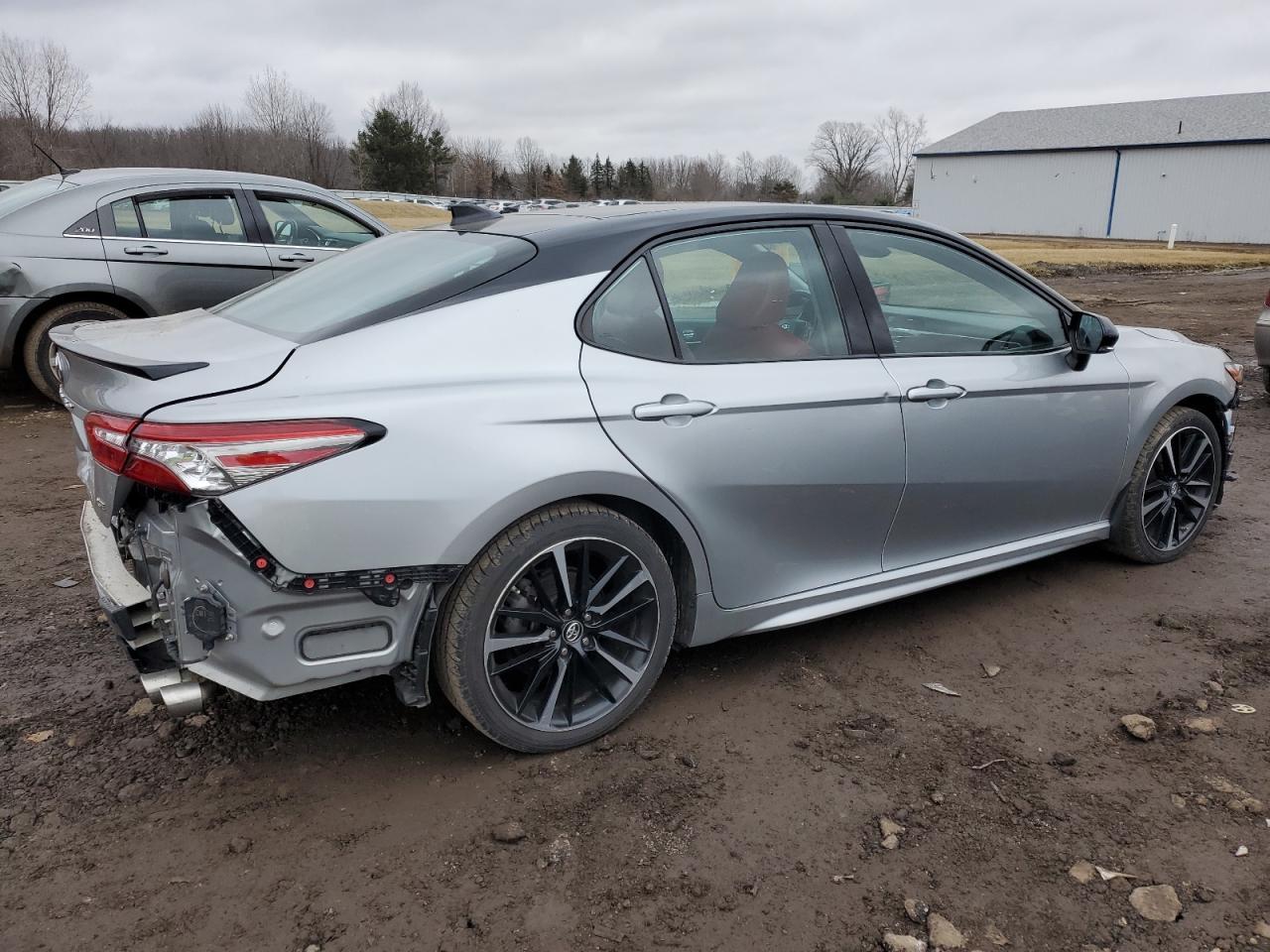 2019 TOYOTA CAMRY XSE - Image 3