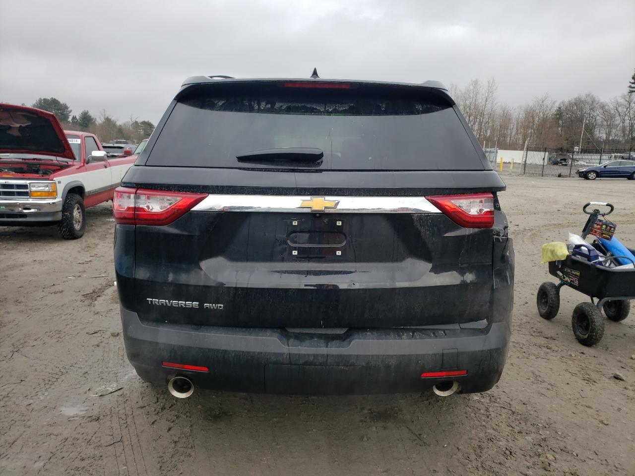 2021 CHEVROLET TRAVERSE L - Фото 6