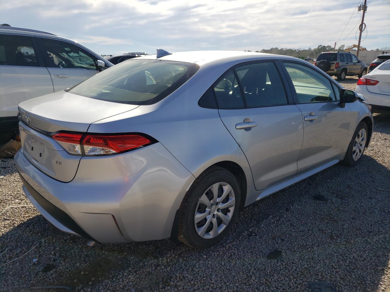 2021 TOYOTA COROLLA LE - Фото 3