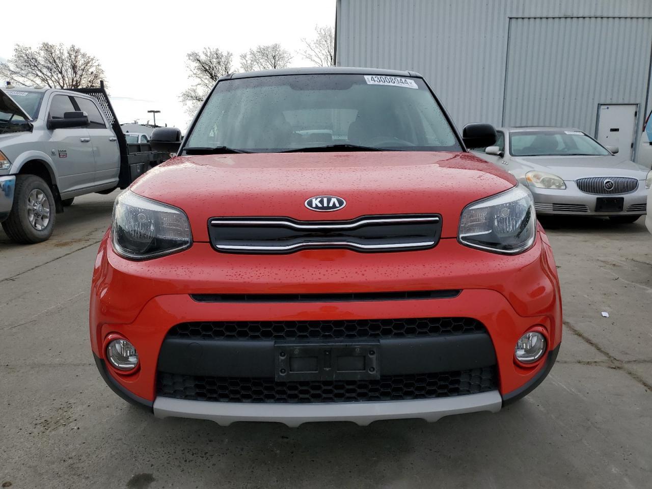 2019 KIA SOUL + - Image 5