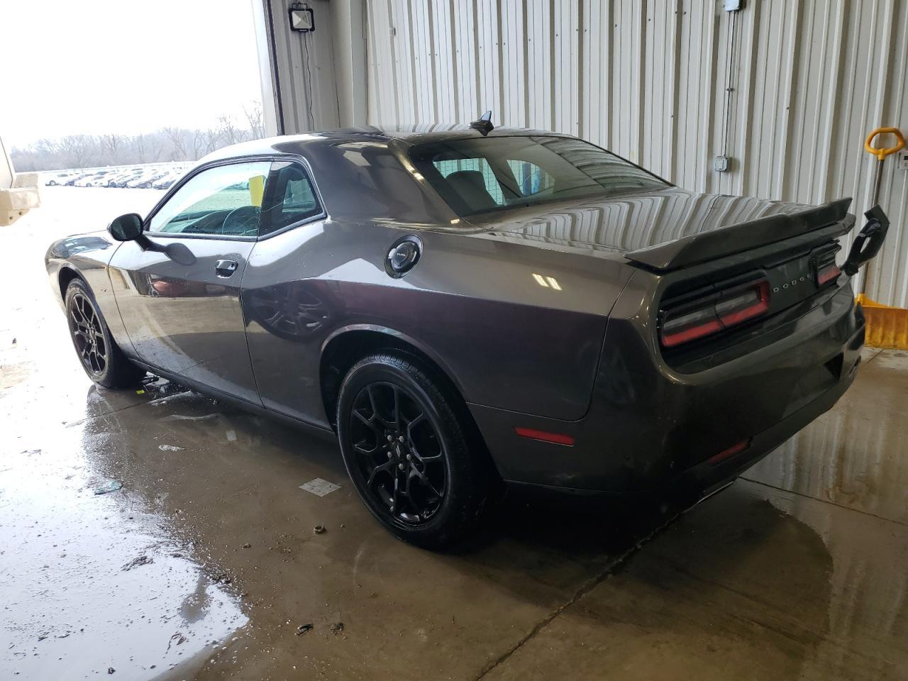 2017 DODGE CHALLENGER - Фото 2