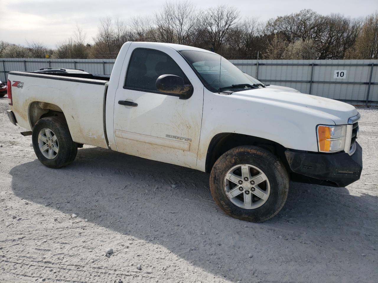 2011 GMC SIERRA K15 - Фото 4