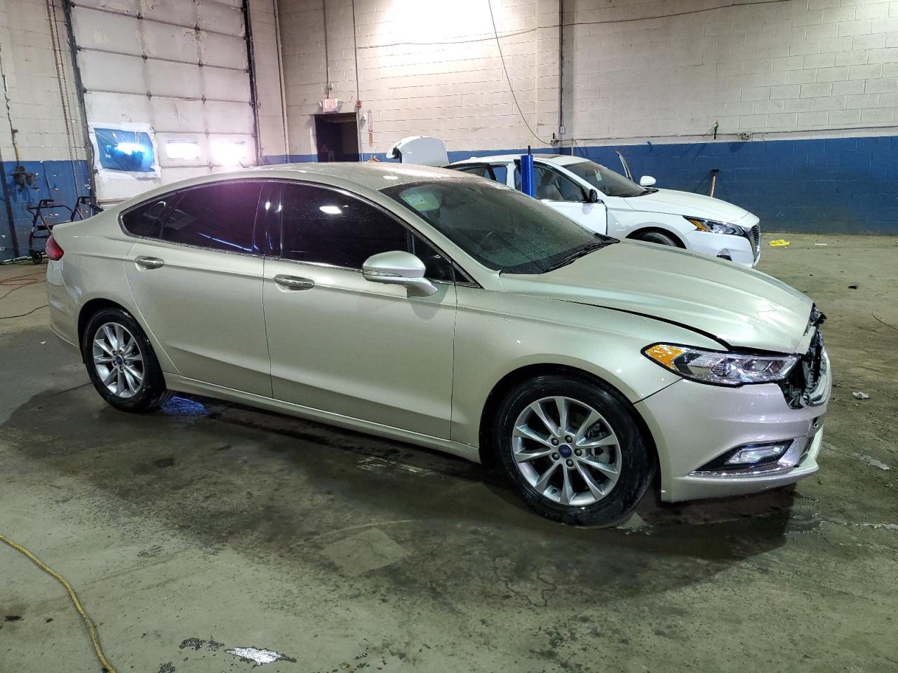 2017 FORD FUSION SE - Фото 4