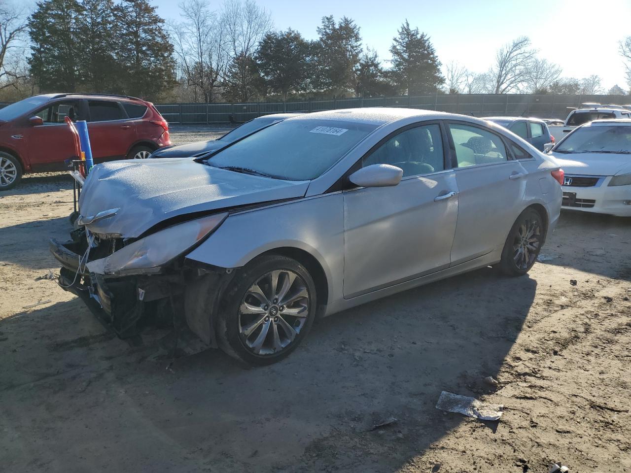 2011 HYUNDAI SONATA SE