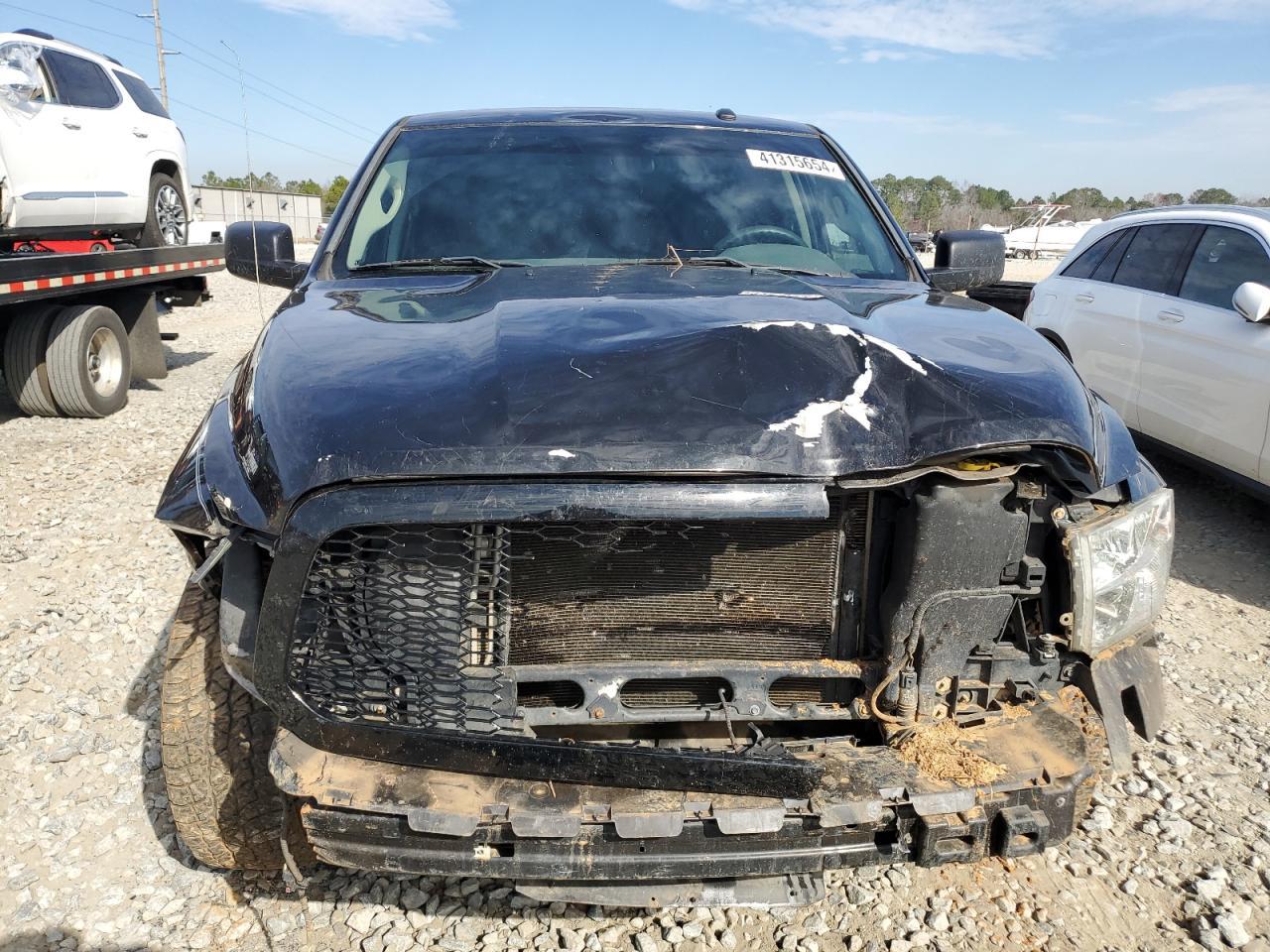 2018 RAM 1500 ST - Image 5