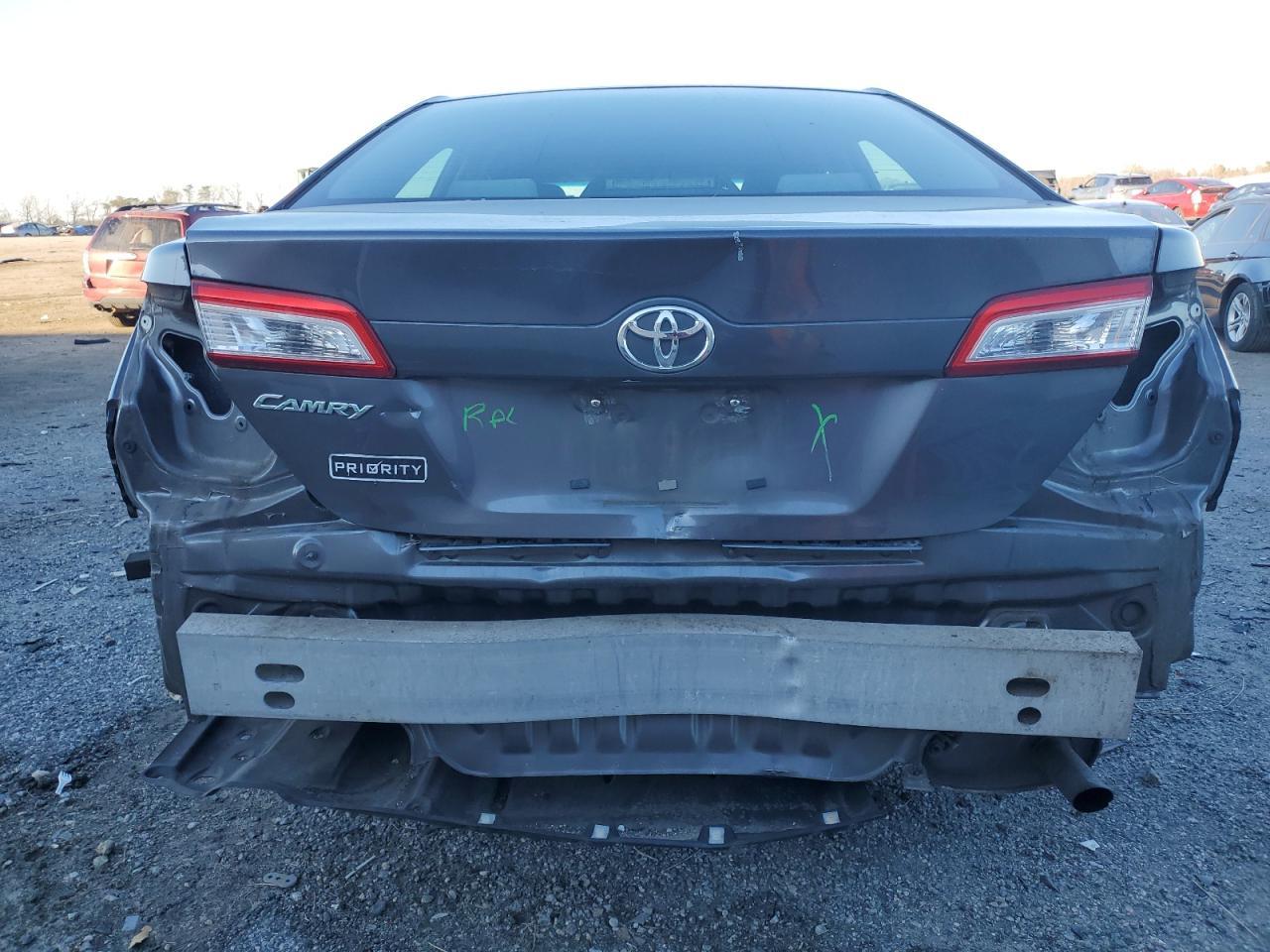 2013 TOYOTA CAMRY L - Image 6