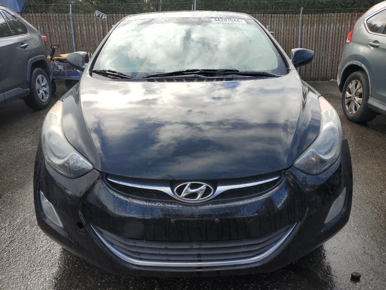 2013 HYUNDAI ELANTRA GL - Фото 5