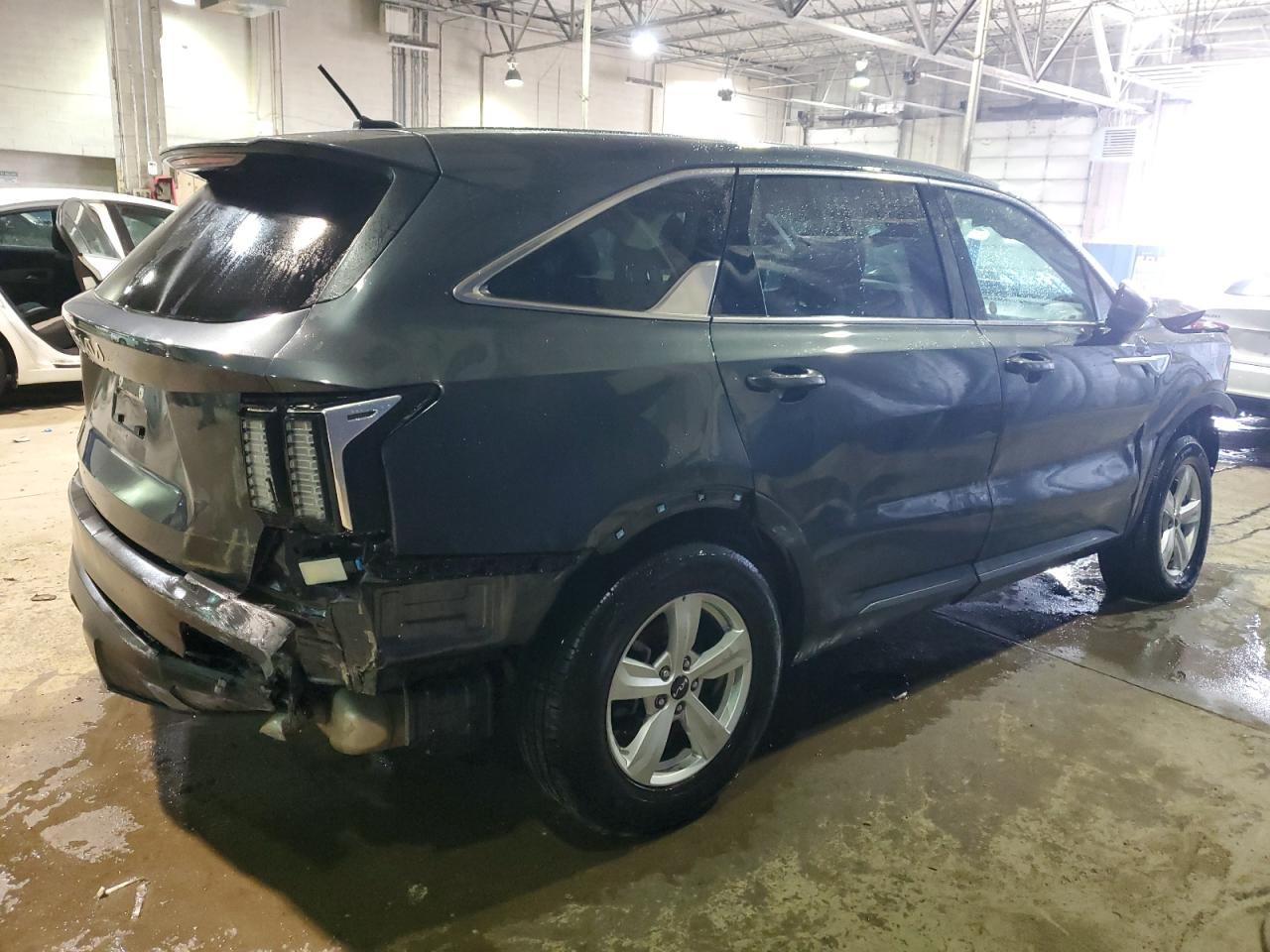 2023 KIA SORENTO LX - Image 3