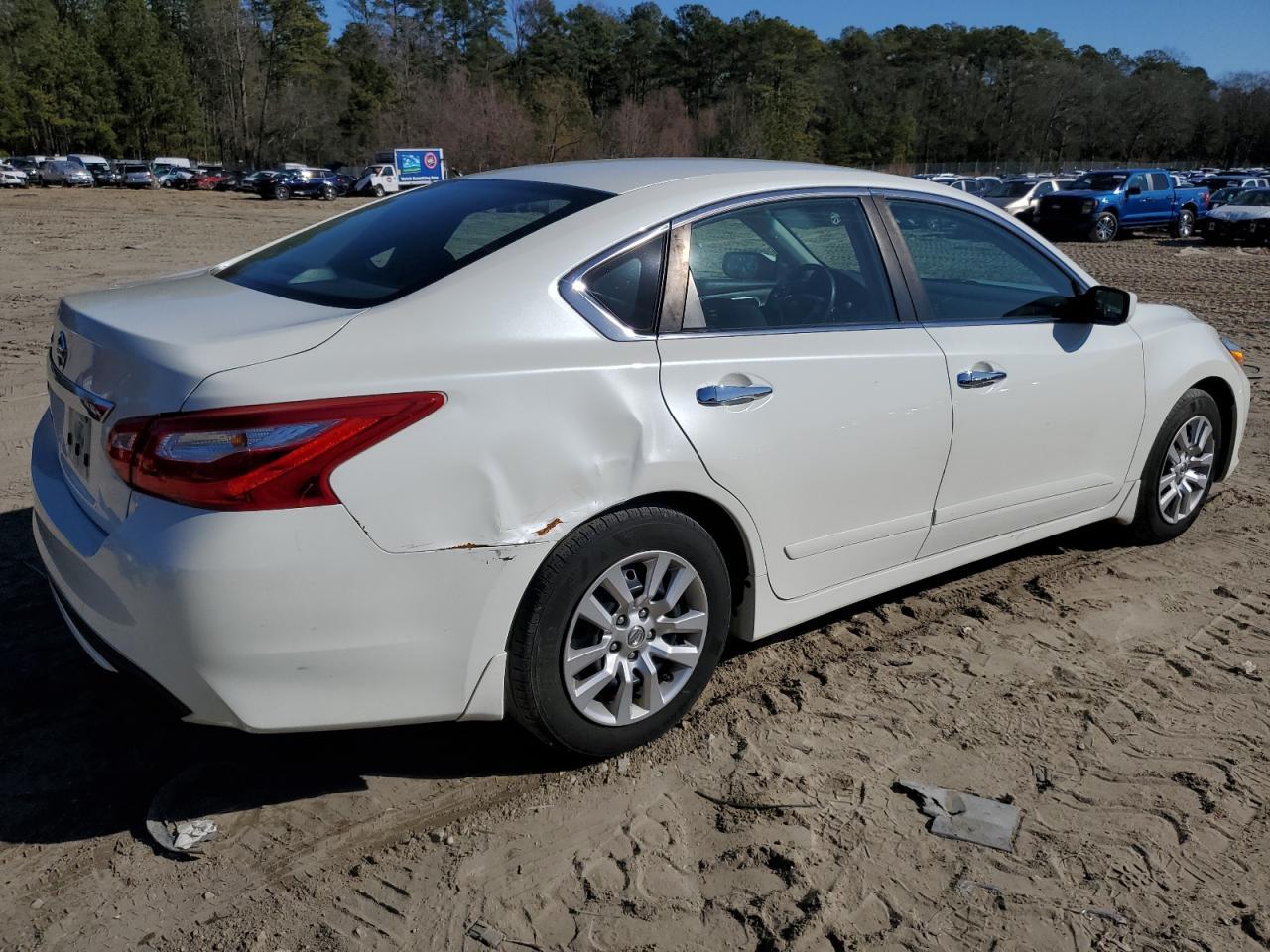 2016 NISSAN ALTIMA 2.5 - Фото 3