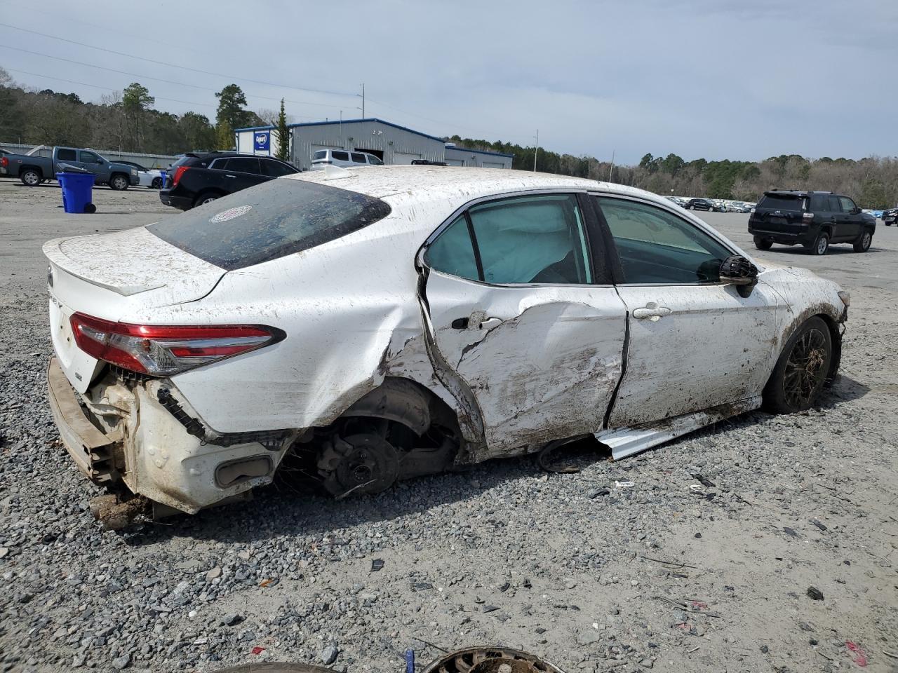 2019 TOYOTA CAMRY L - Image 3
