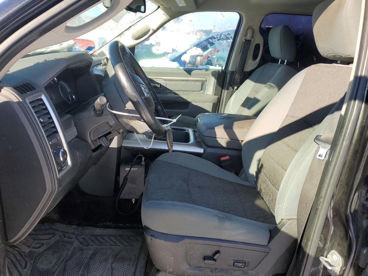 2017 RAM 1500 SLT - Image 7