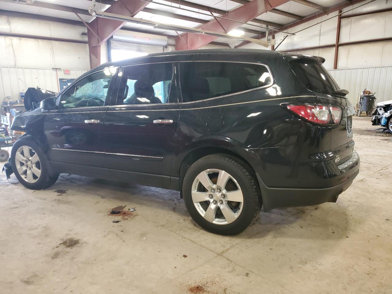 2014 CHEVROLET TRAVERSE L - Image 2