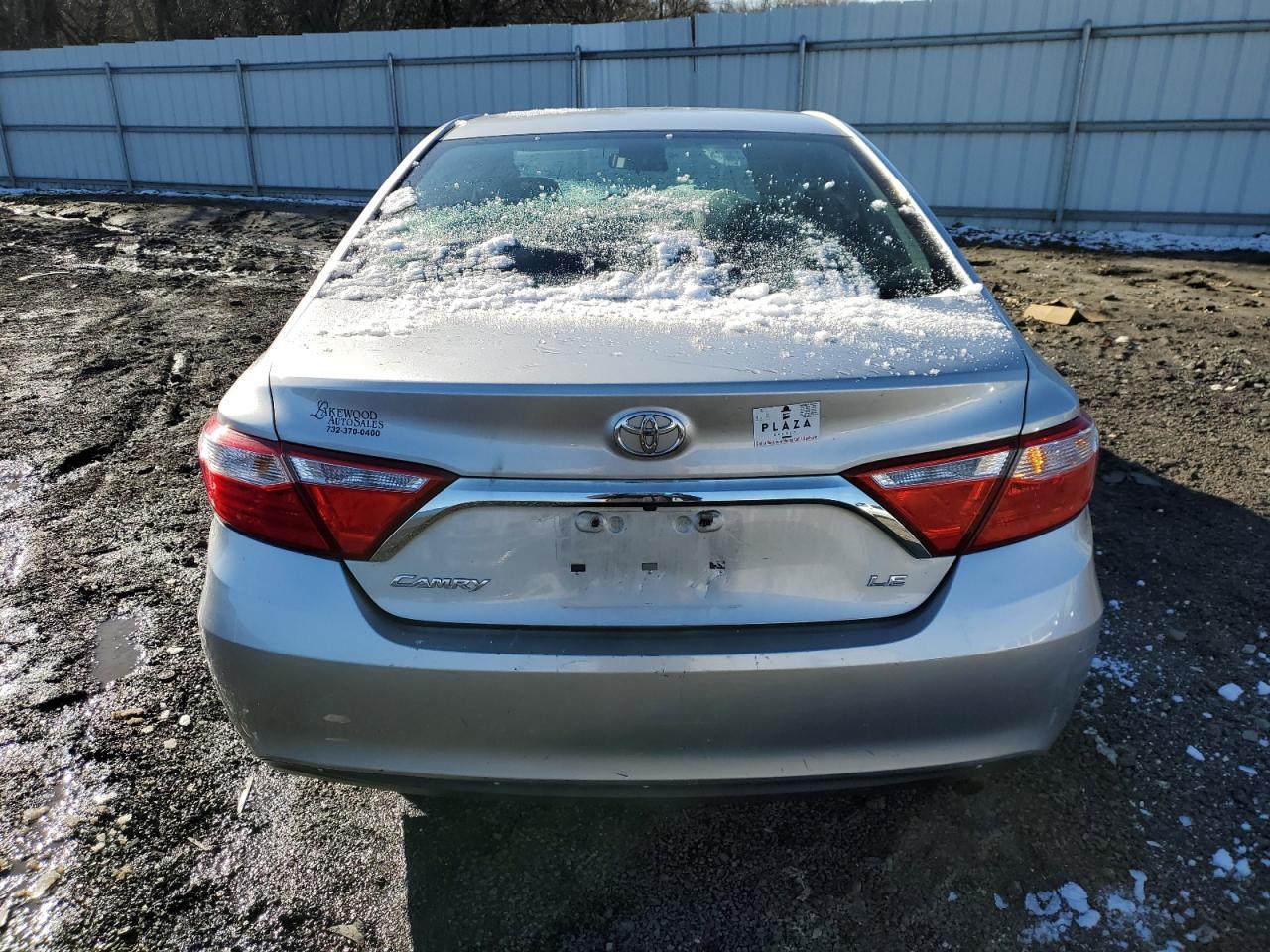2016 TOYOTA CAMRY LE - Фото 6