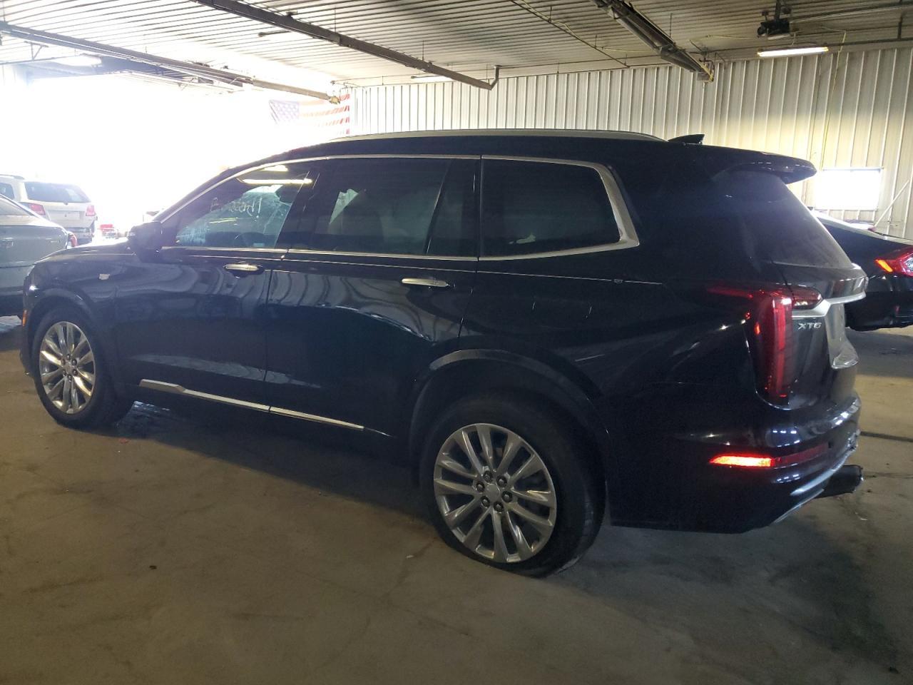 2022 CADILLAC XT6 PREMIU - Image 2