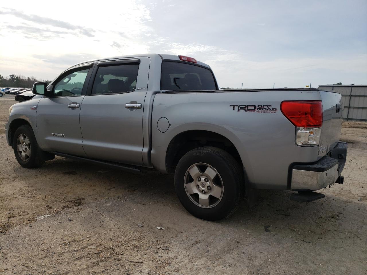 2011 TOYOTA TUNDRA CRE - Image 2