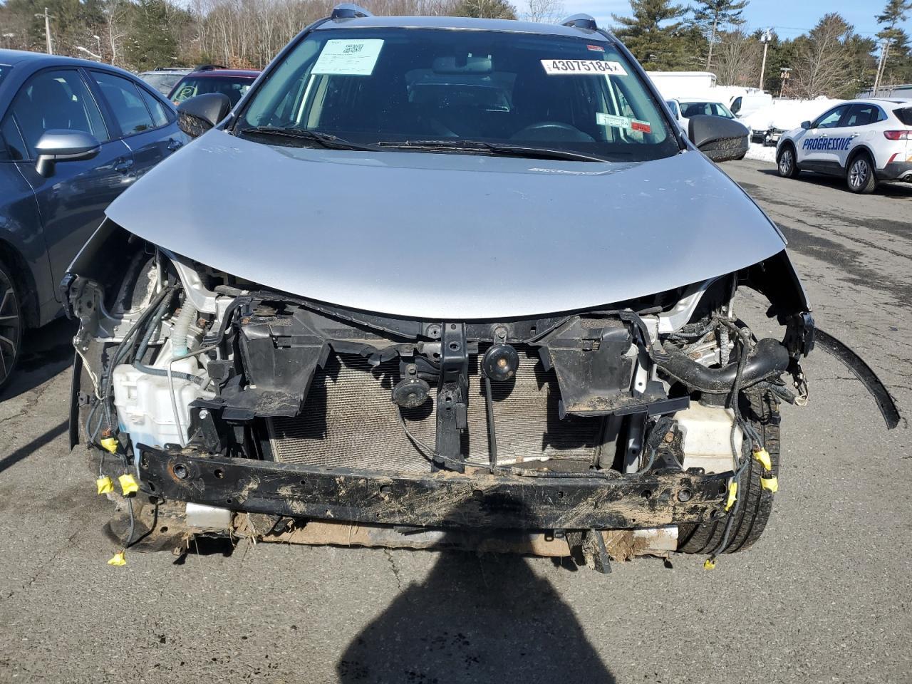 2014 TOYOTA RAV4 LE - Фото 5