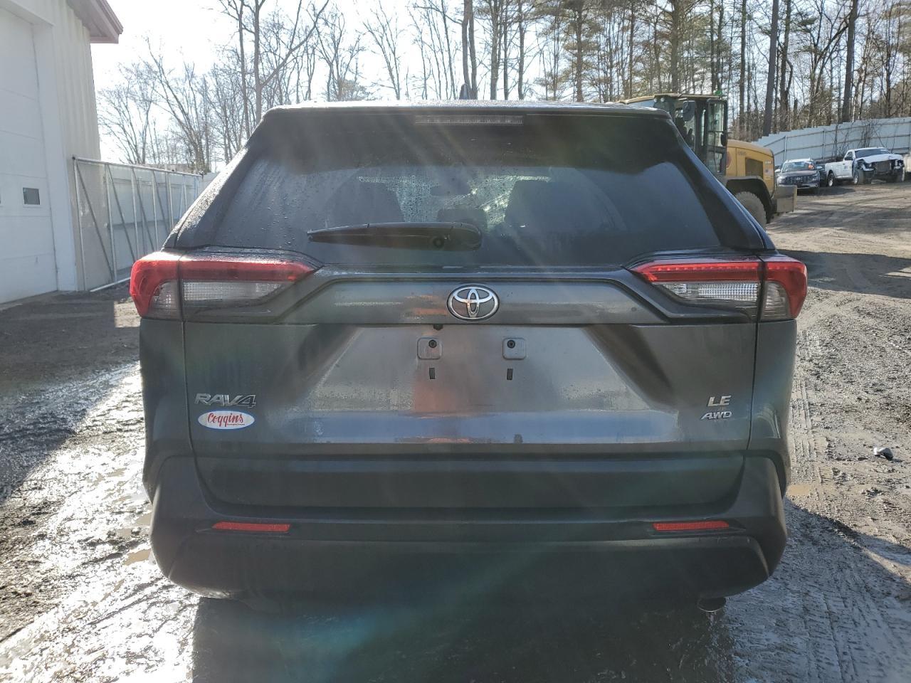 2021 TOYOTA RAV4 LE - Image 6
