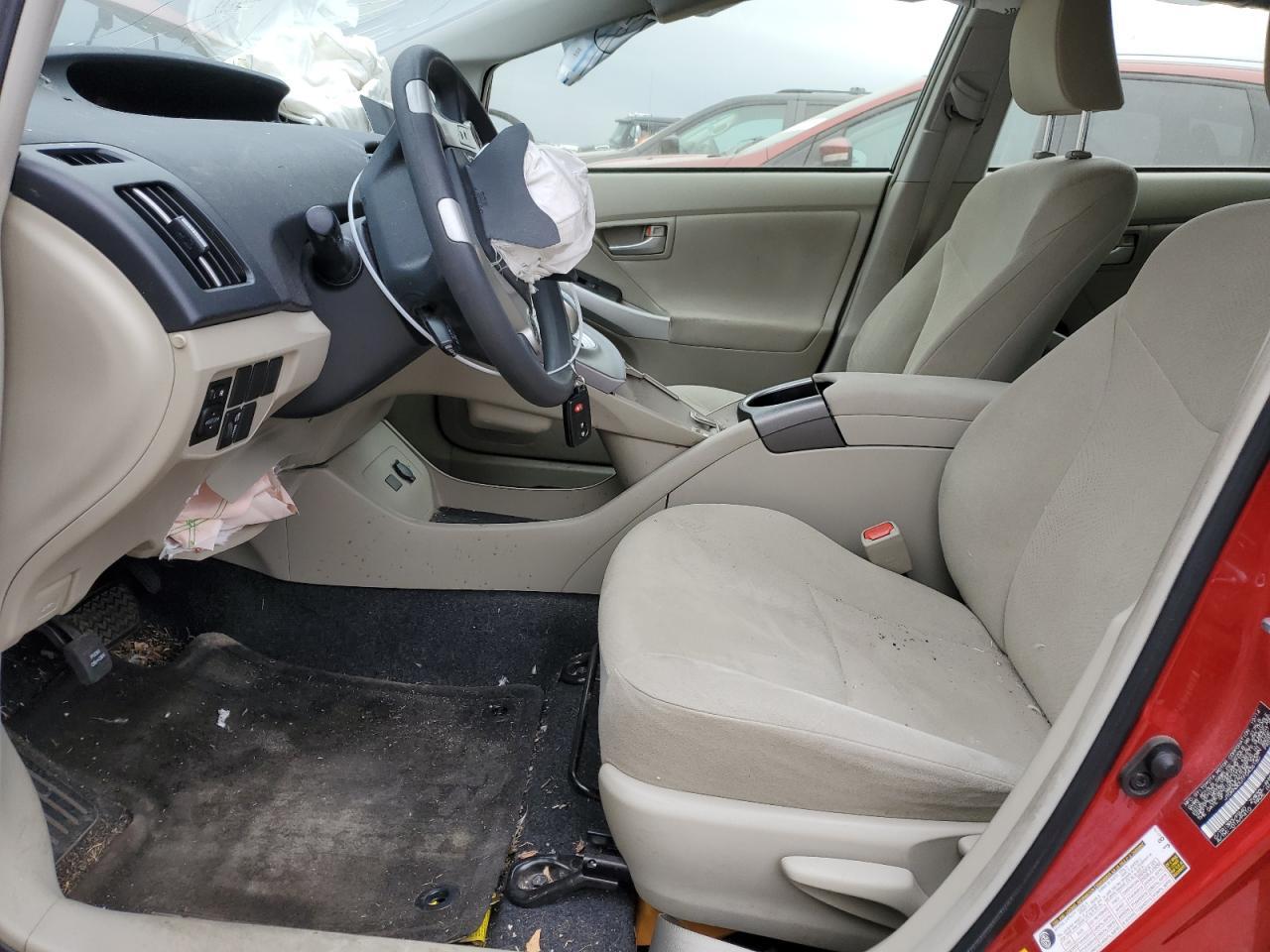 2015 TOYOTA PRIUS - Image 7