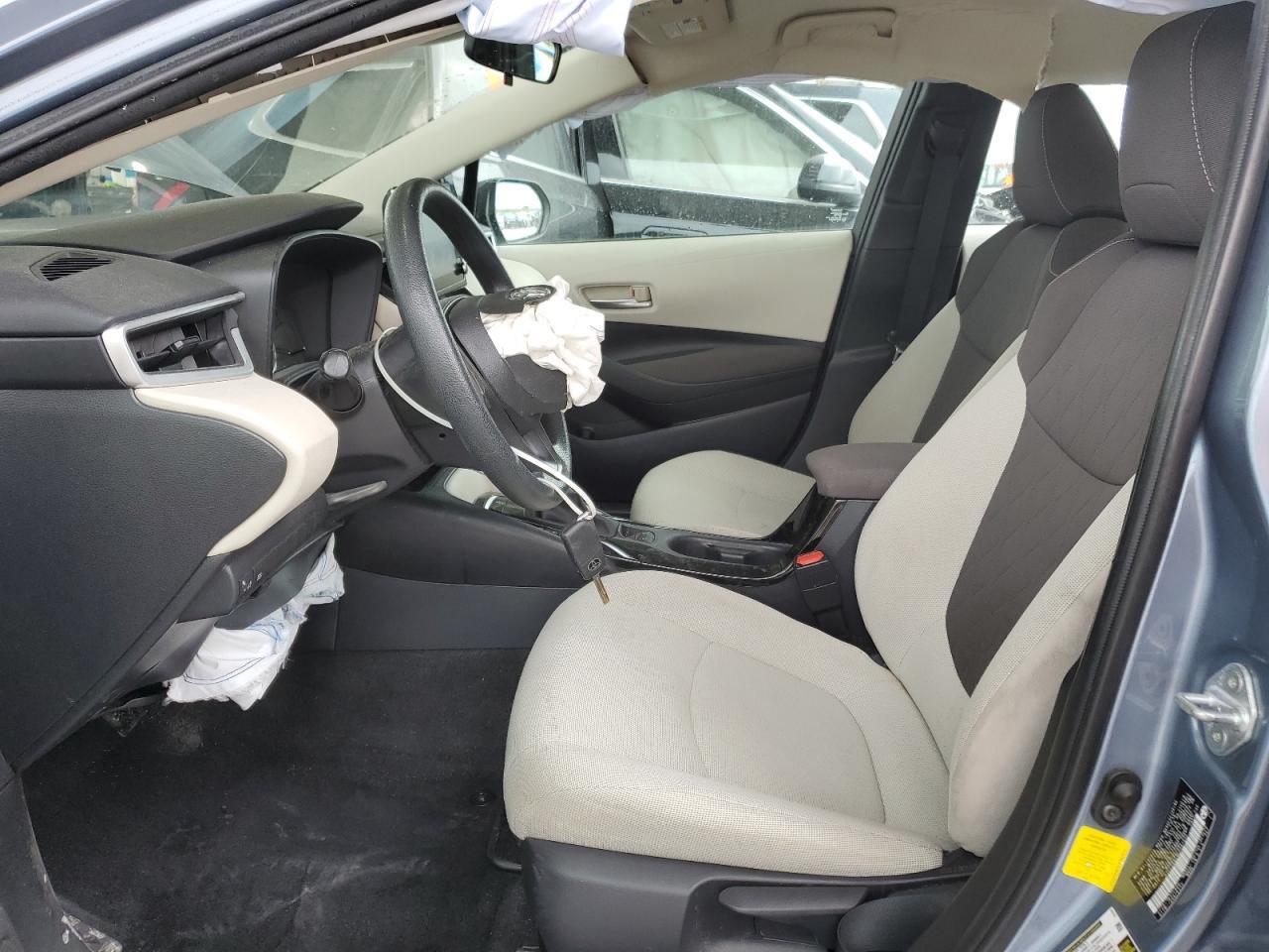2020 TOYOTA COROLLA LE - Фото 7