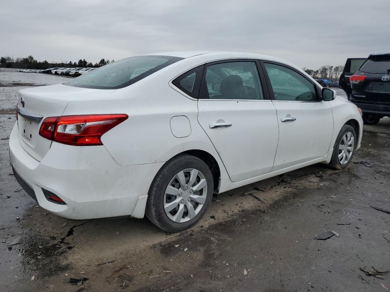 2018 NISSAN SENTRA S - Фото 3