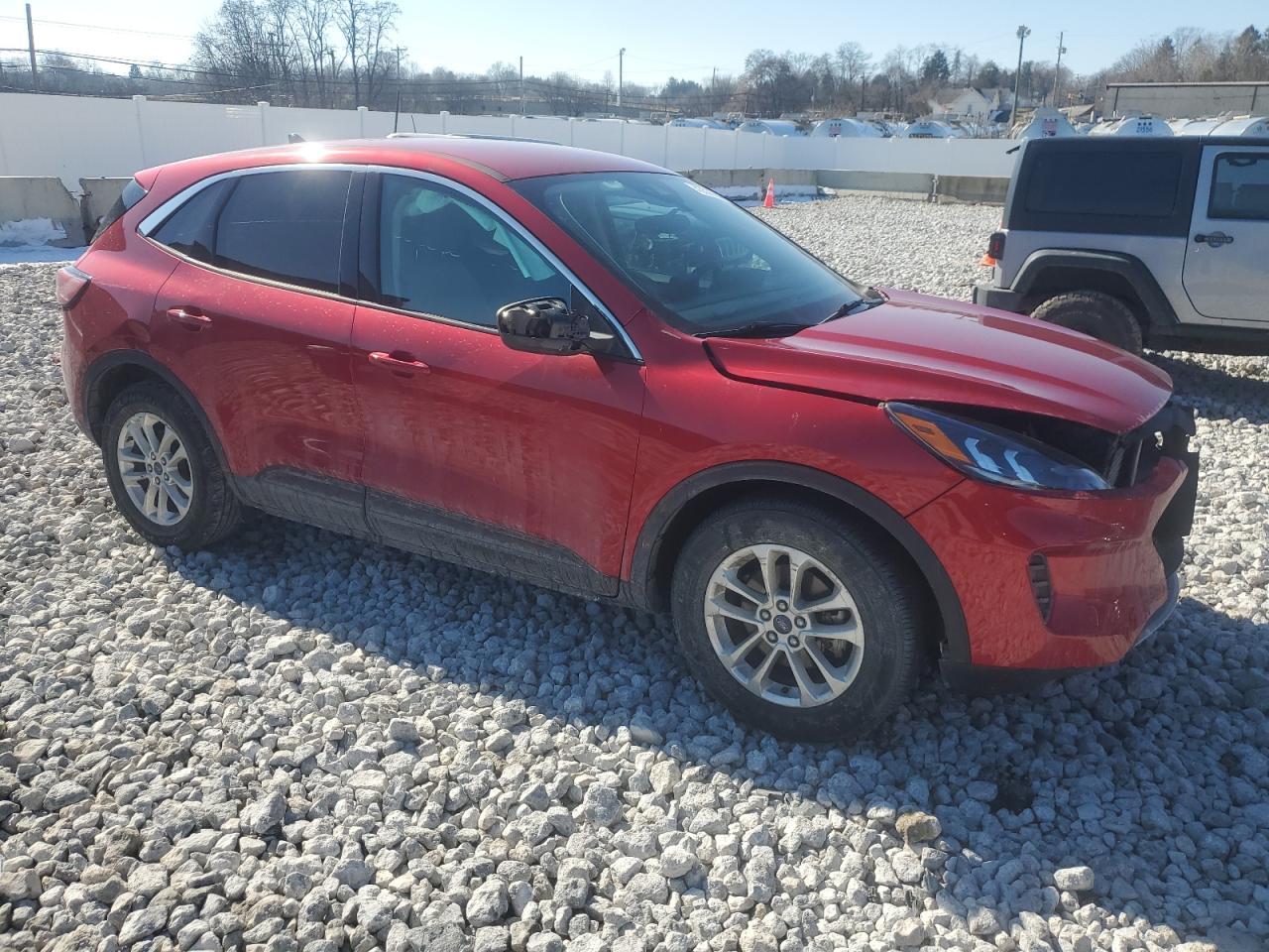 2020 FORD ESCAPE SE - Image 4