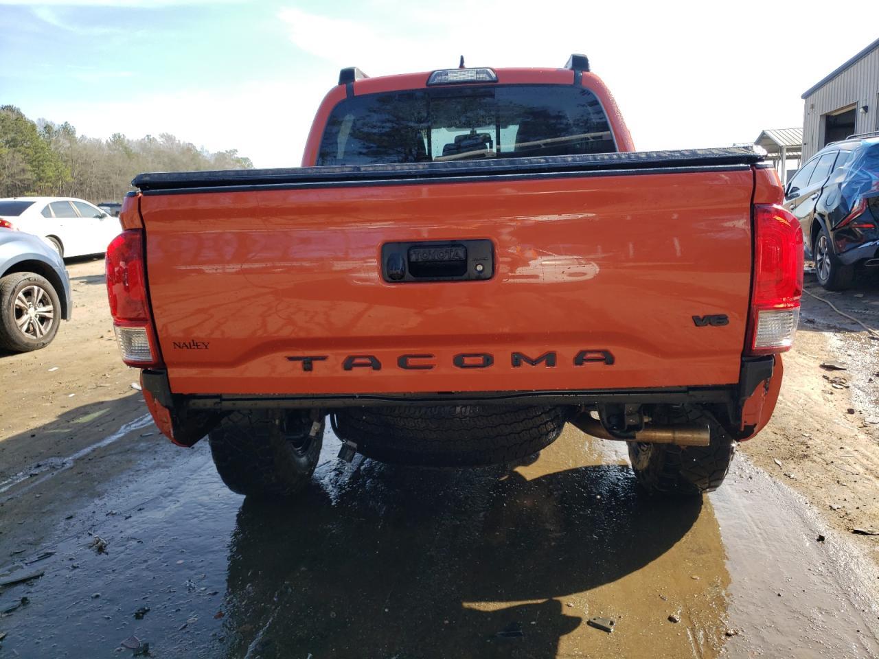 2017 TOYOTA TACOMA DOU - Image 6