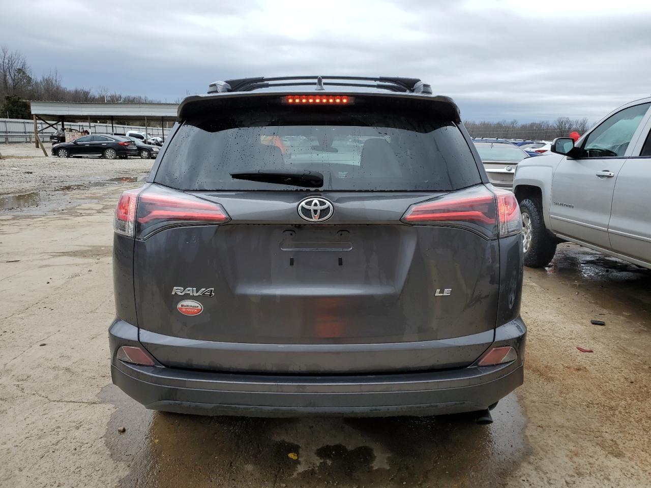 2017 TOYOTA RAV4 LE - Фото 6