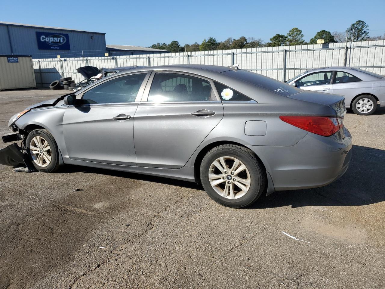 2013 HYUNDAI SONATA GLS - Image 2