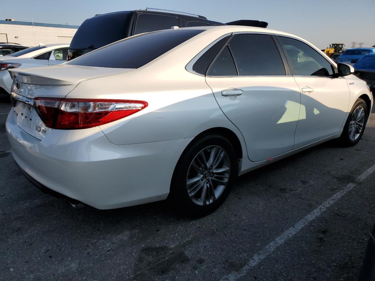 2017 TOYOTA CAMRY HYBR - Image 3