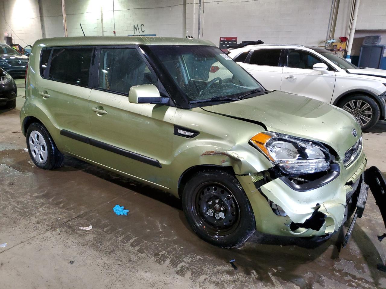 2013 KIA SOUL - Фото 4